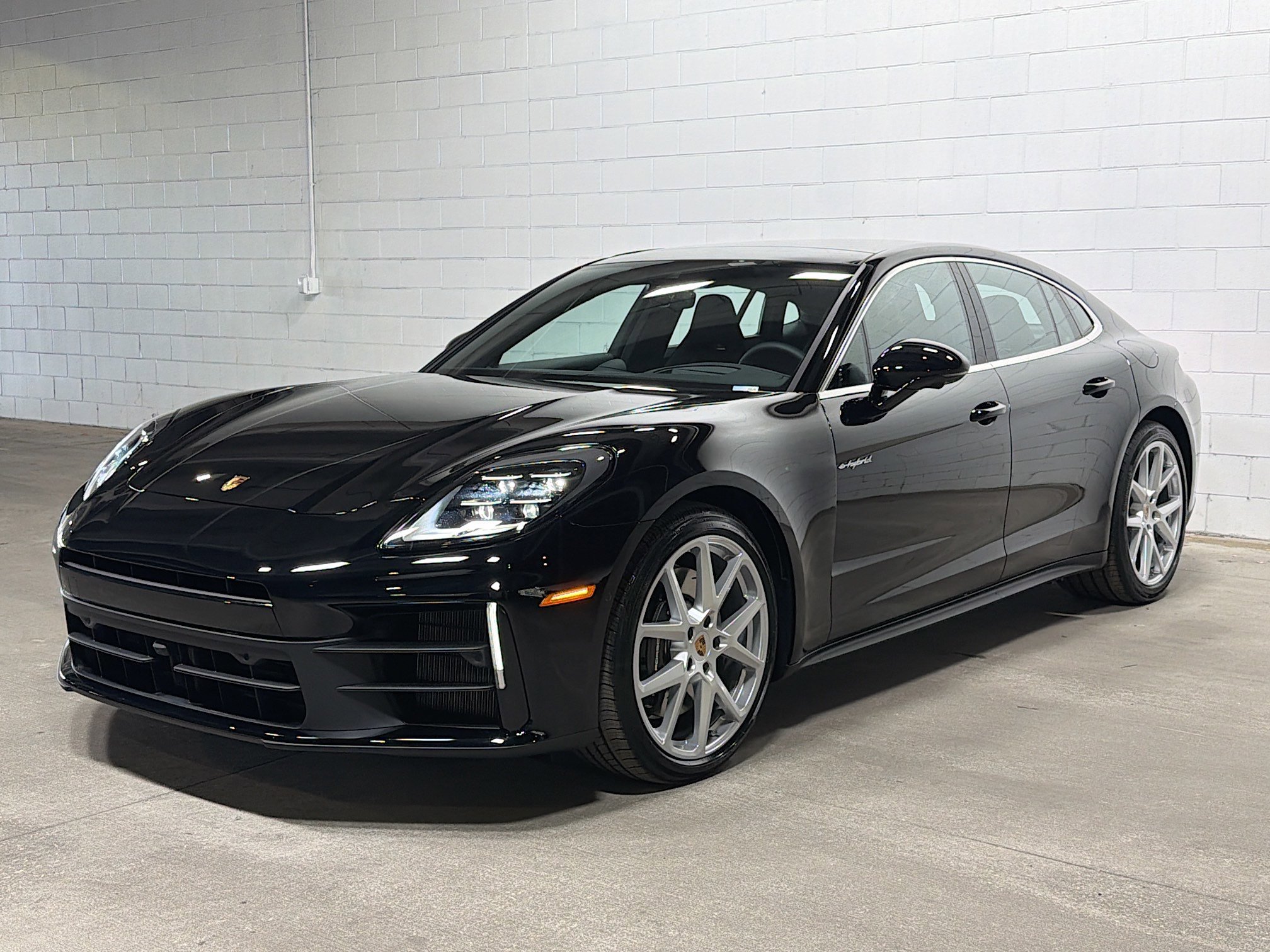 2026 Porsche Panamera 4 E-Hybrid