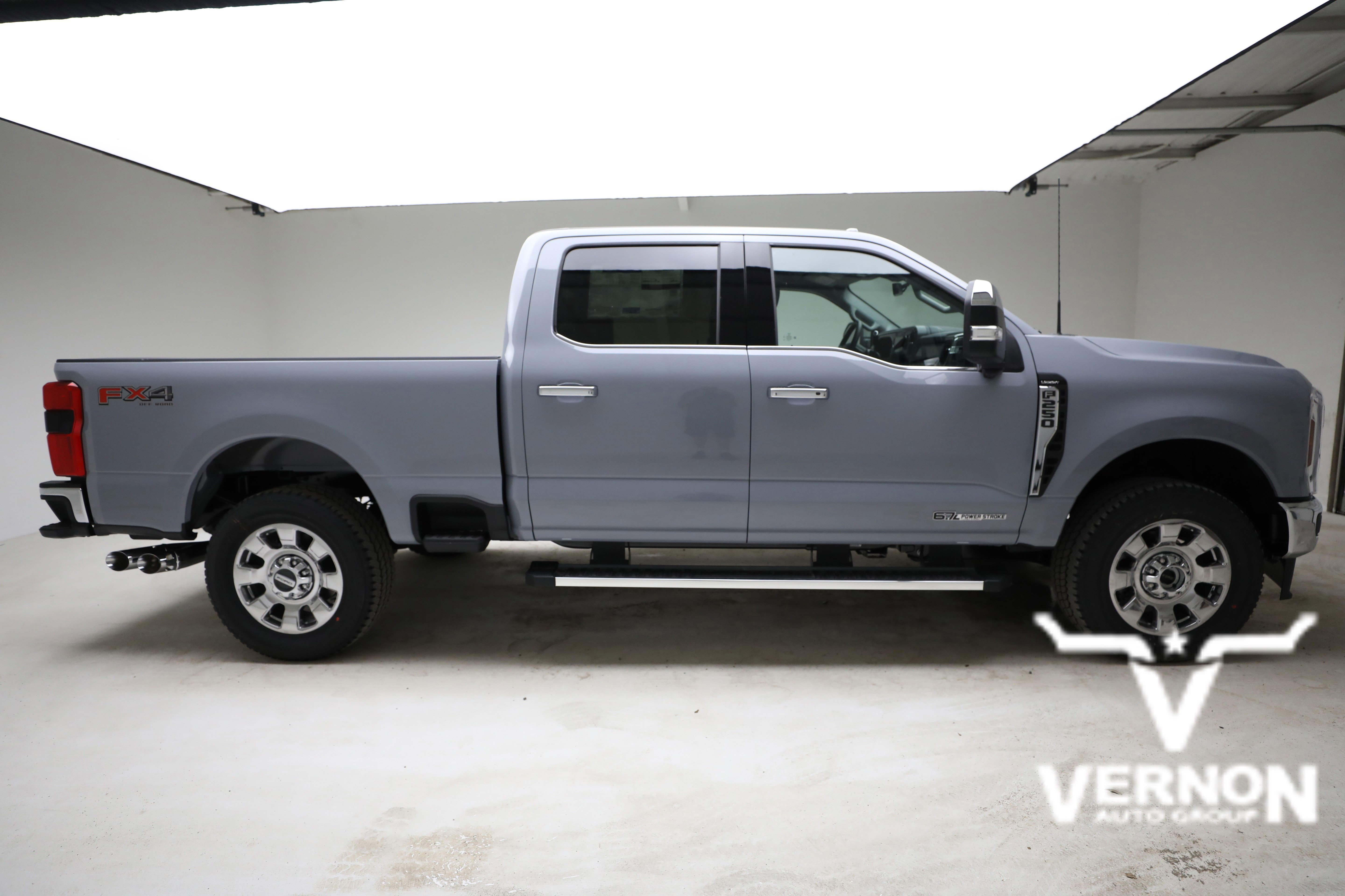 New 2026 Glacier Gray Metallic Tri-Coat Ford  image 6