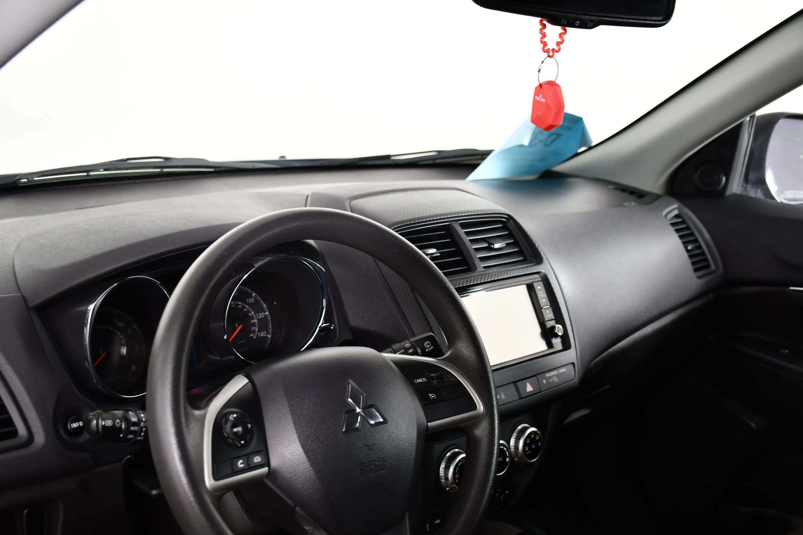 Certified Used 2024 Gray Mitsubishi SE image 9