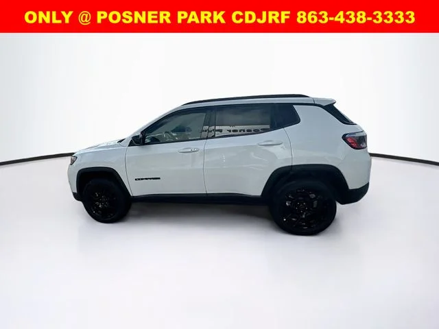 New 2026 Bright White Clear-Coat Exterior Paint Jeep Latitude image 8