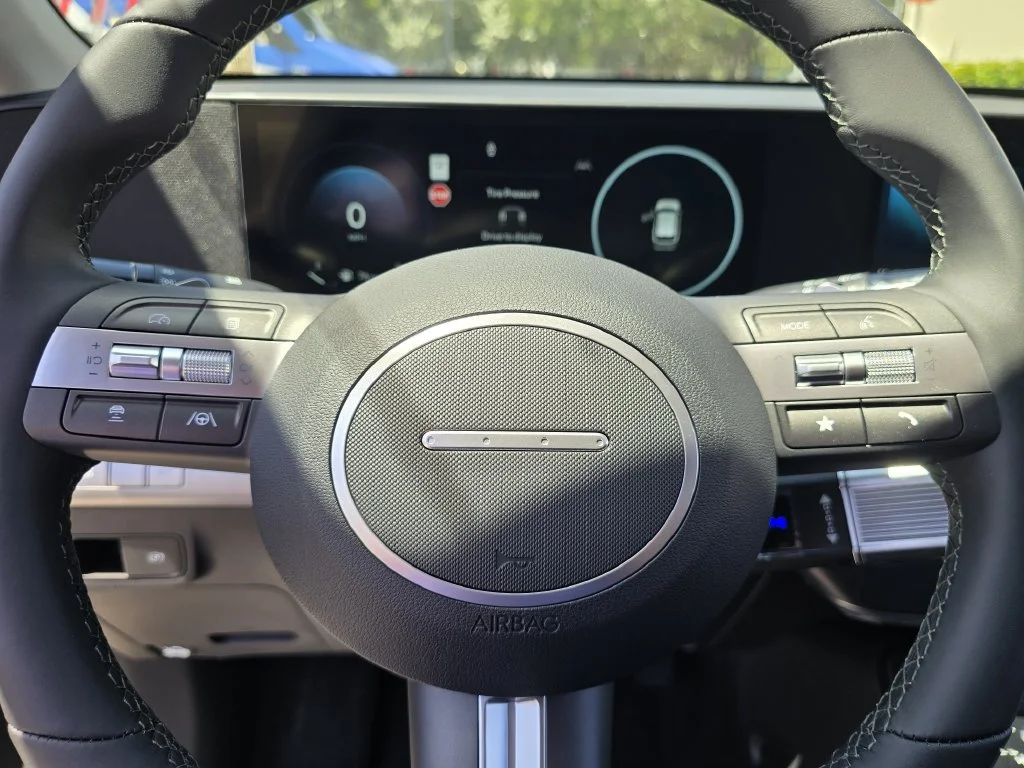 New 2027 Gray Hyundai SEL Premium image 17