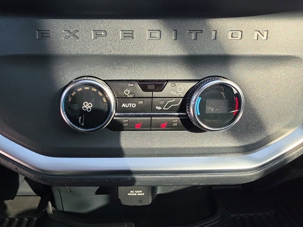 Used 2025  Ford Tremor image 26