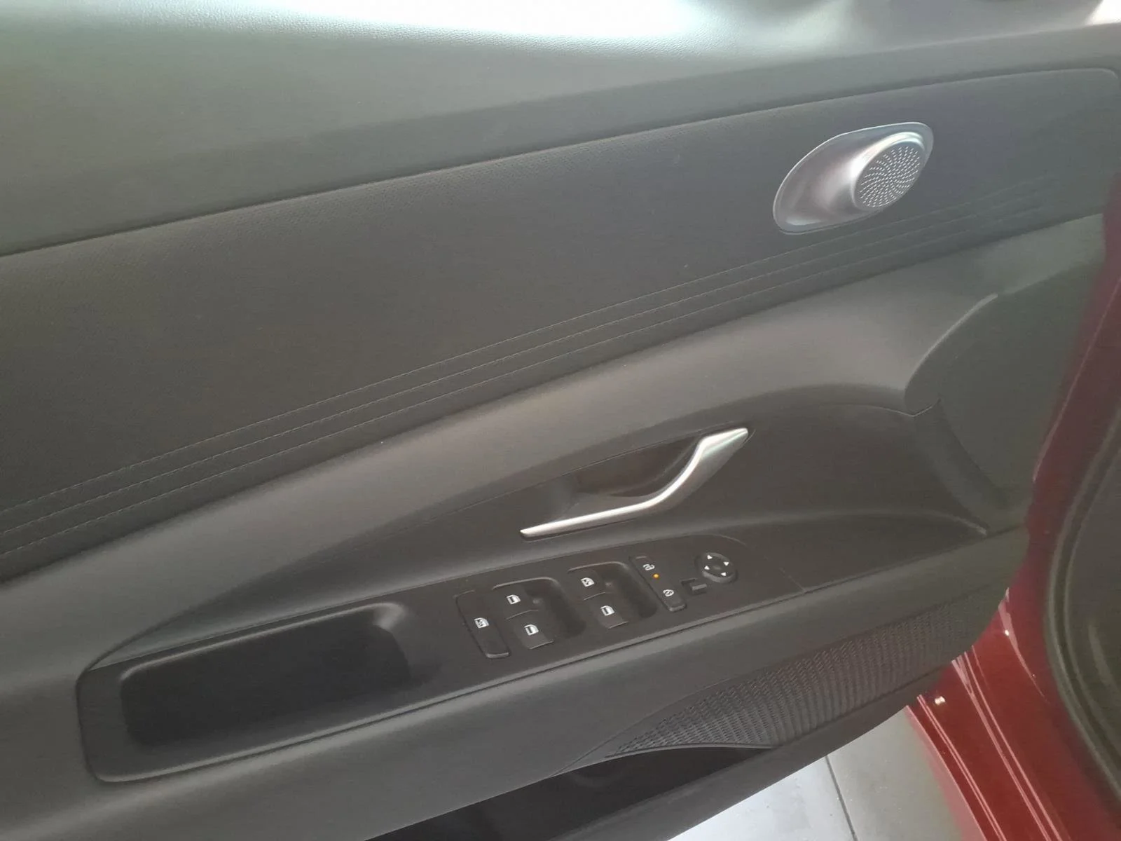 Used 2025 Ultimate Red Hyundai Blue image 12