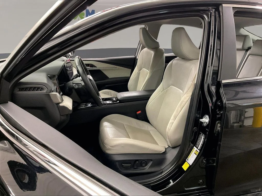 Used 2025 Black Toyota XLE image 30