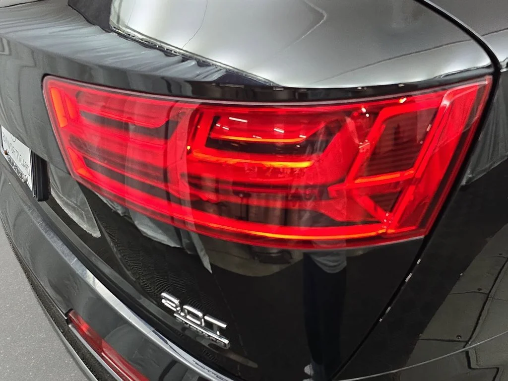 Used 2018 Orca Black Metallic Audi 3.0T Prestige image 34