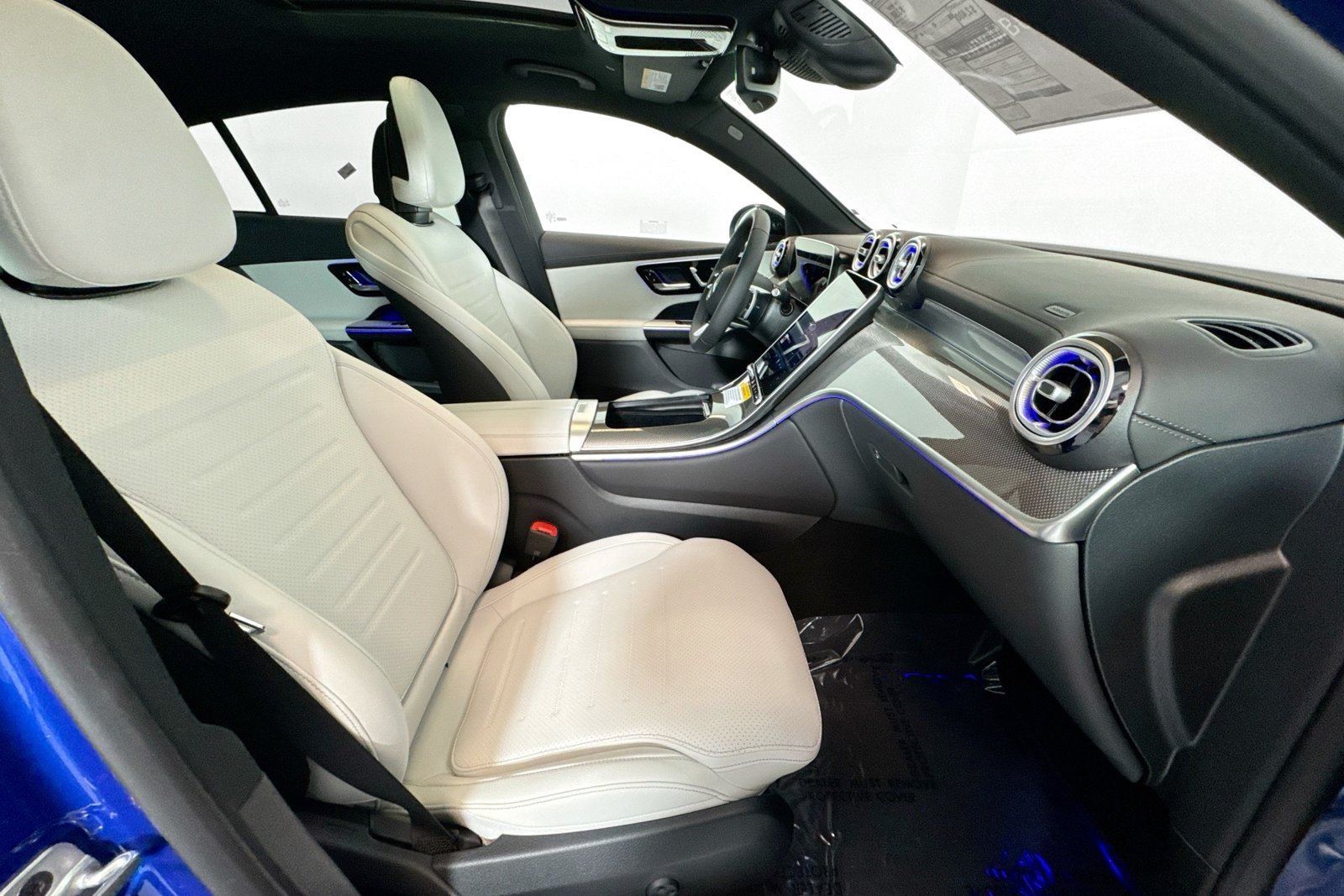 New 2026 Starling Blue Metallic Mercedes-Benz GLC 300 image 26