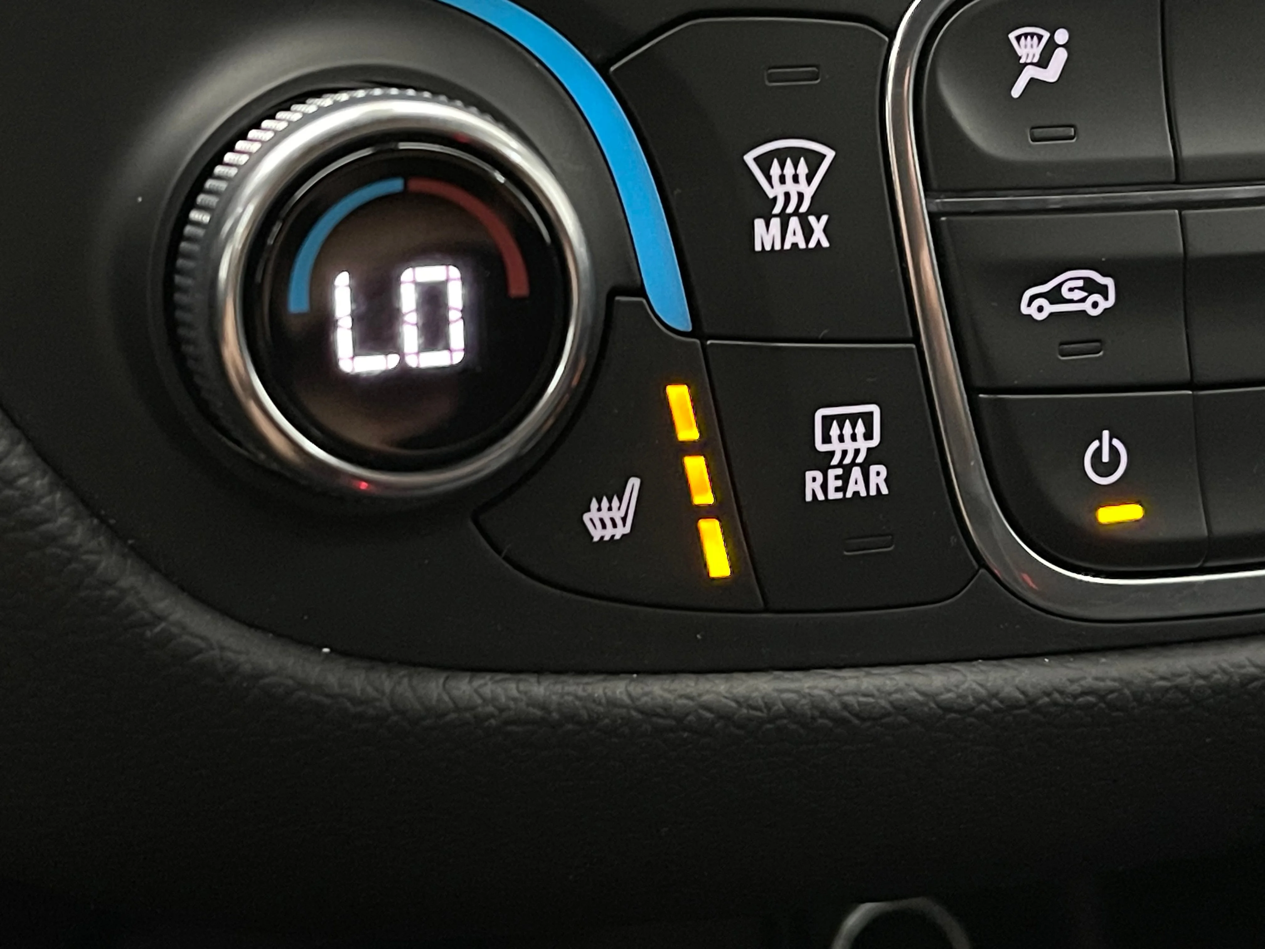Used 2023 Summit White Chevrolet RS image 5