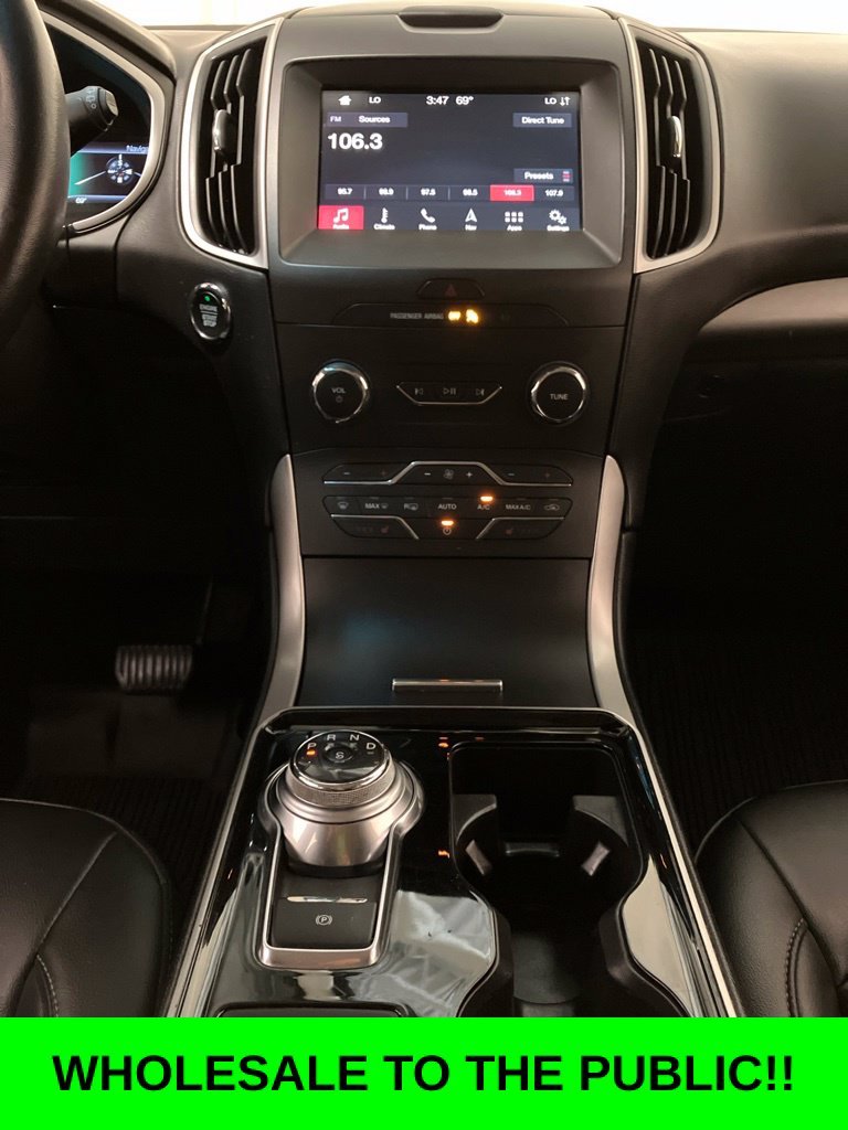 Used 2019 Blue Ford SEL image 3