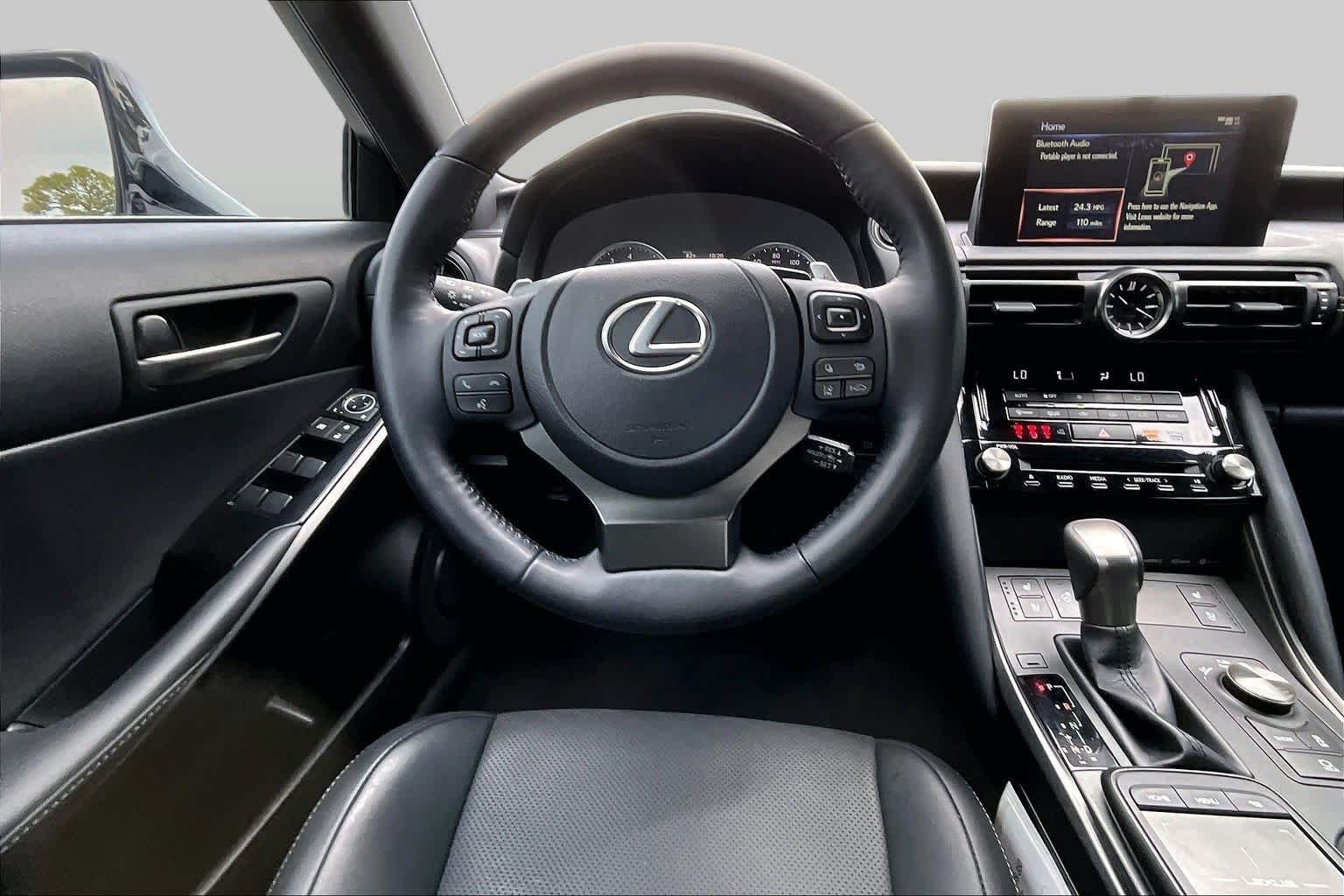 Used 2023 Eminent White Pearl Lexus  image 6