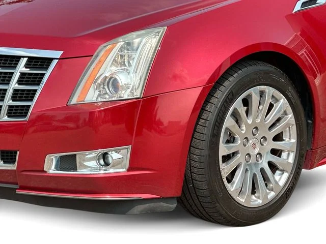 Used 2013 Red Cadillac Performance image 7