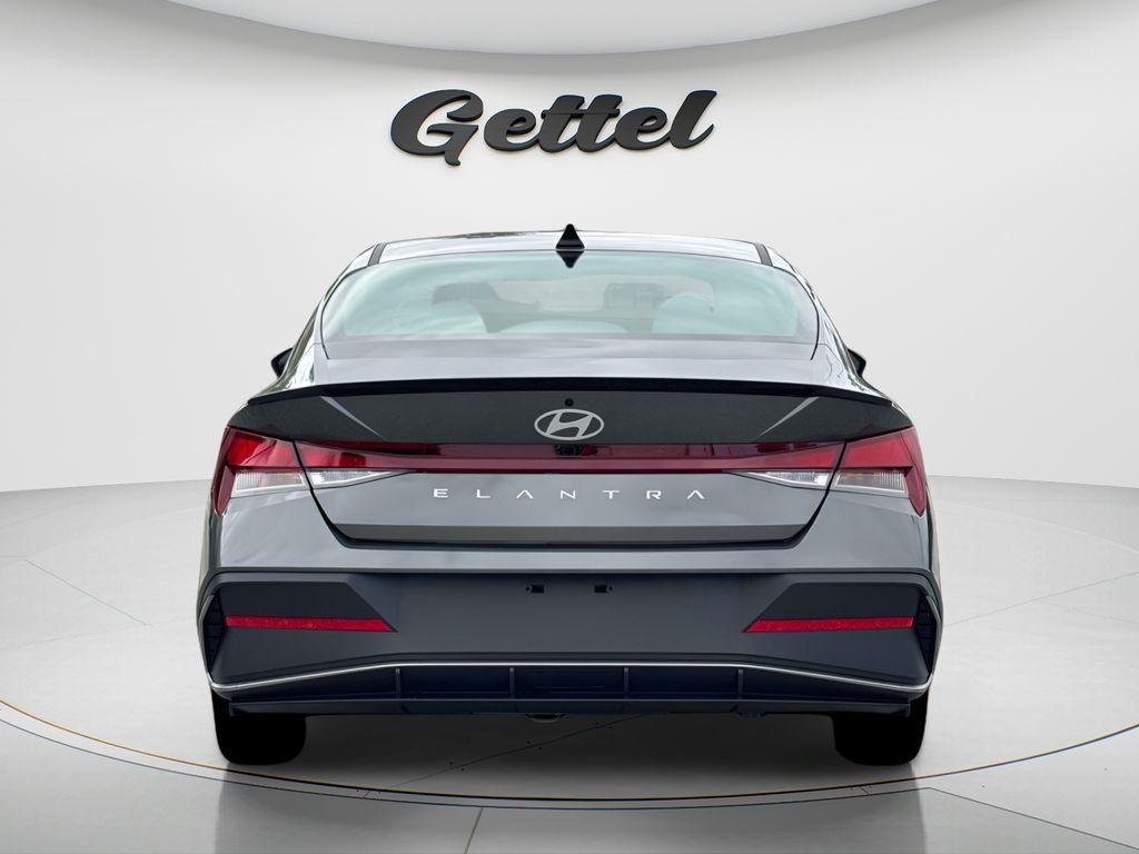 New 2026 Gray Hyundai SEL Sport image 6