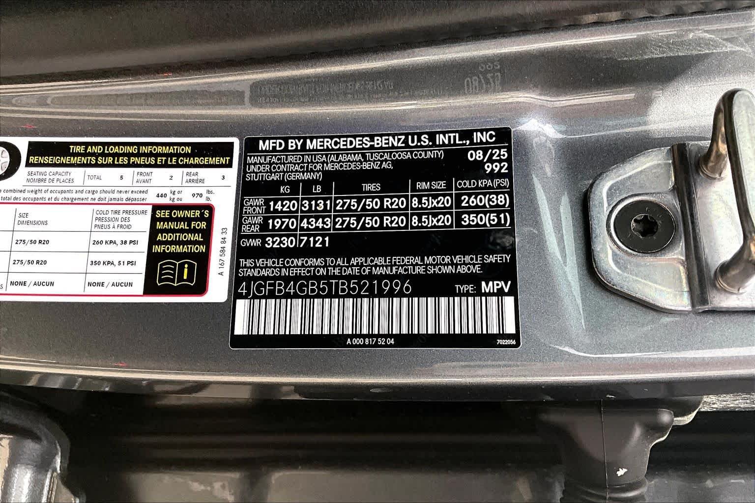 Certified Used 2026 Selenite Grey Metallic Mercedes-Benz GLE 450e image 38