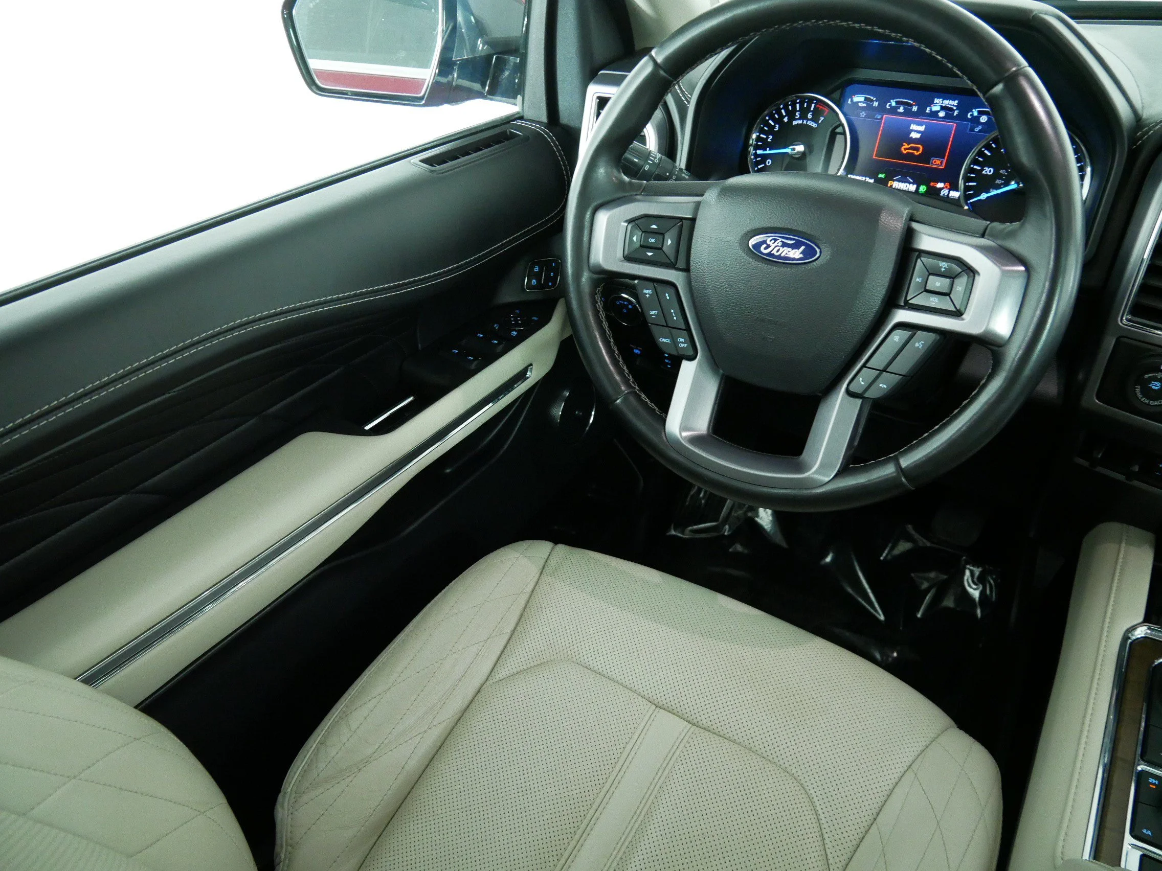 Used 2020 Rapid Red Metallic Tinted Clearcoat Ford Platinum image 9
