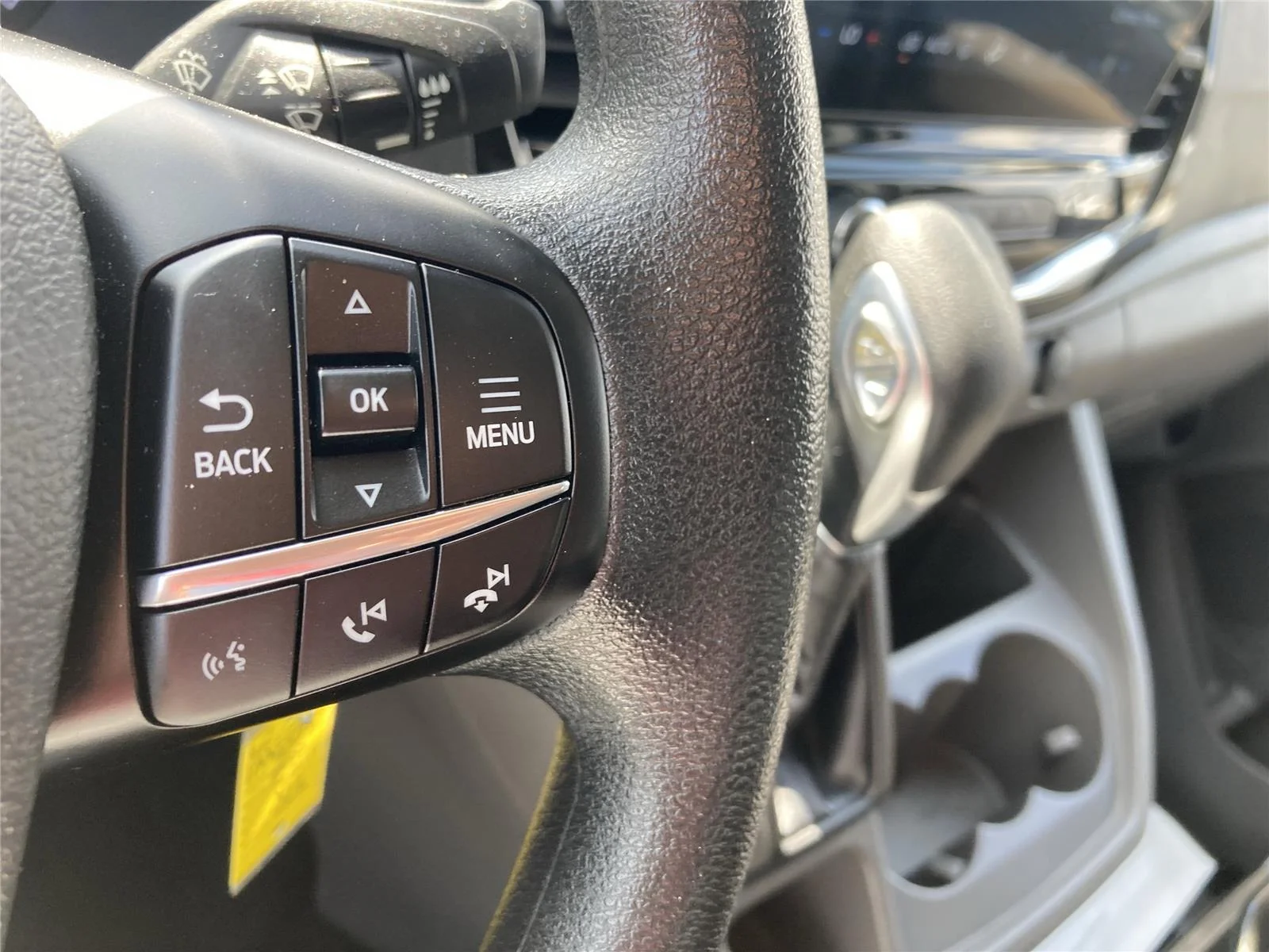 Used 2024 Oxford White Ford 350 XLT image 25