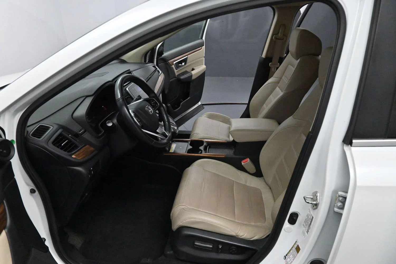 Used 2020 Platinum White Pearl Honda Touring image 12