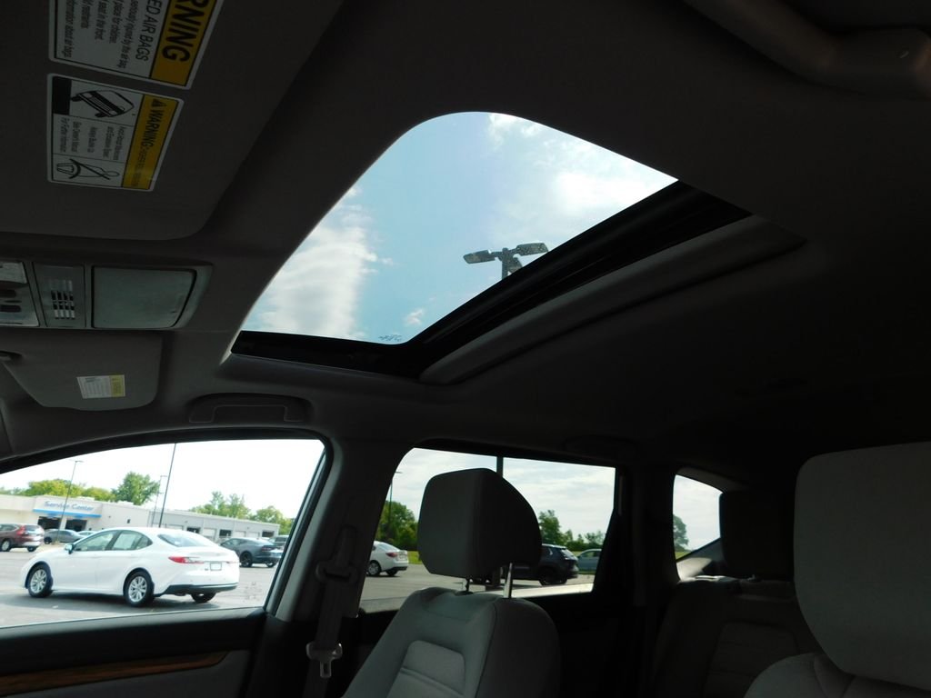 Used 2022 Silver Honda EX image 12
