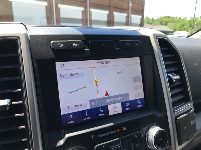 Used 2020 Oxford White Ford LARIAT image 22