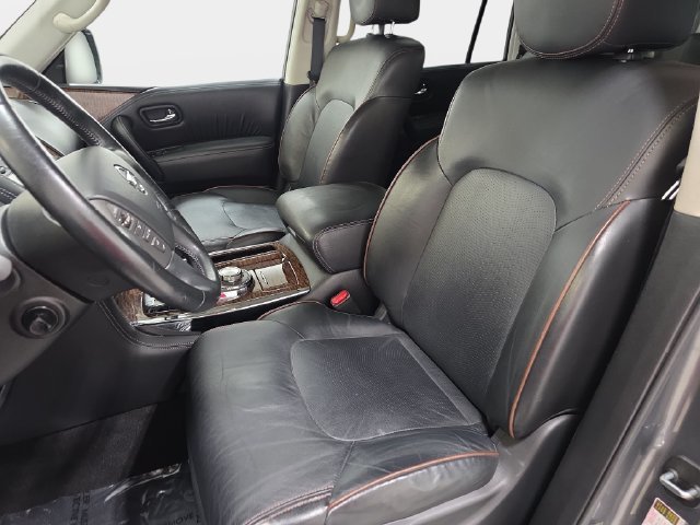 Used 2019 Gray Nissan Platinum image 13
