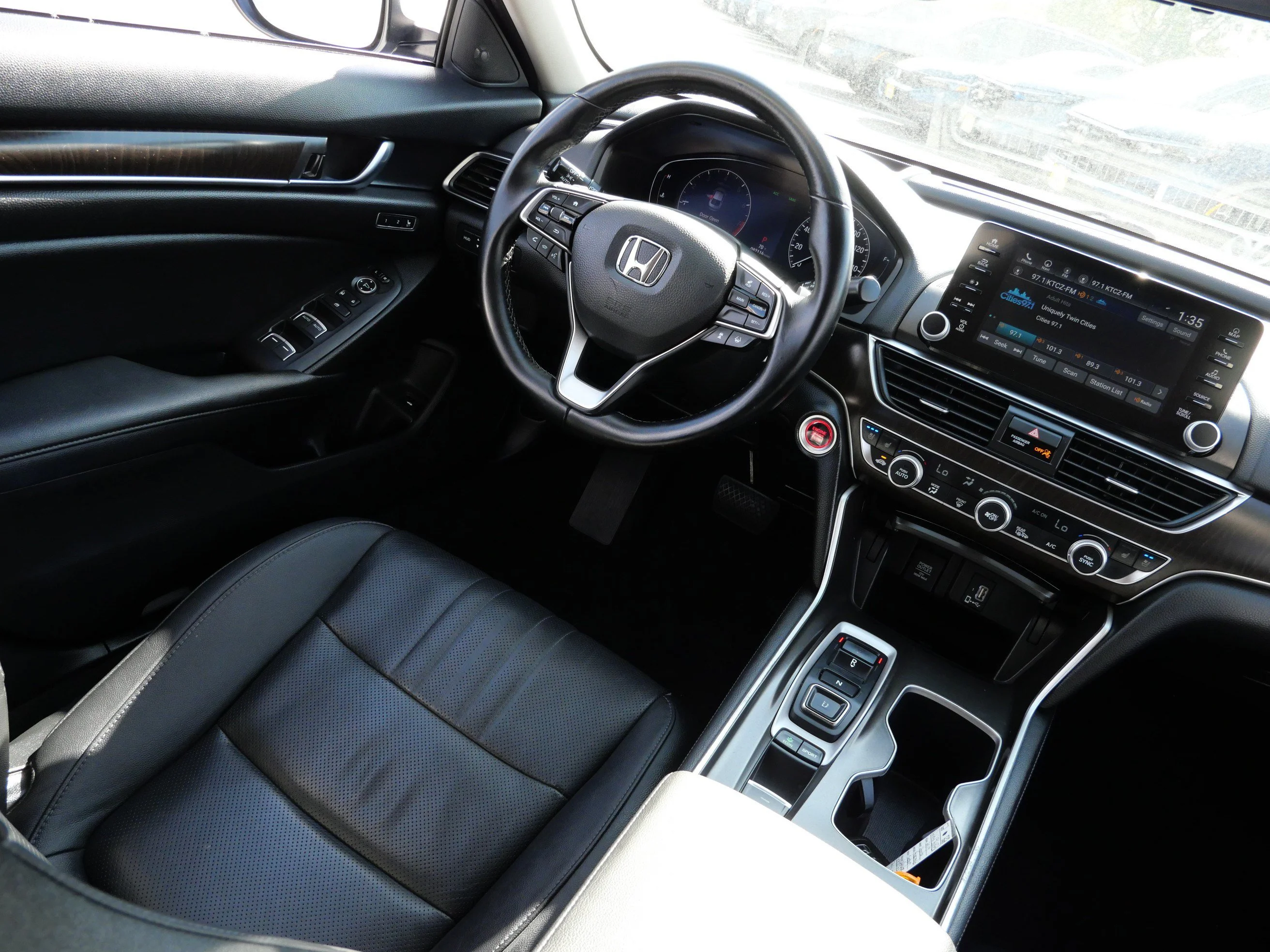 2019 Honda Accord Touring - Photo 9