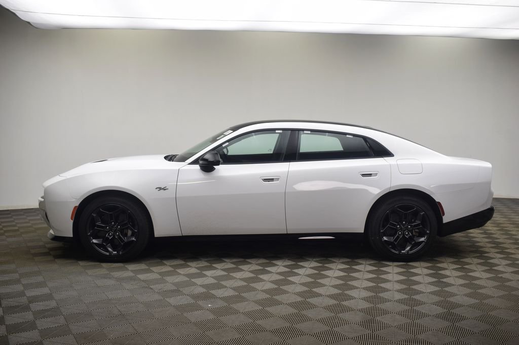 New 2026 White Knuckle Exterior Paint Dodge R/T image 17