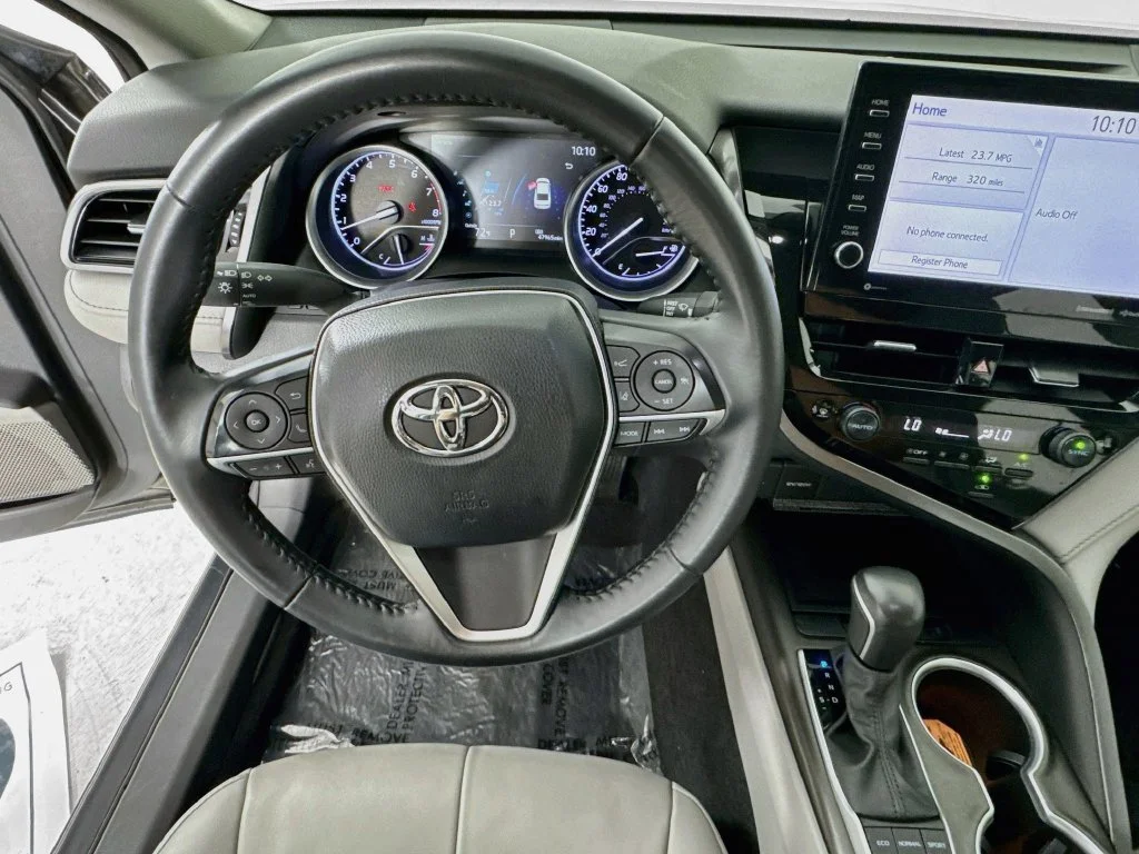 Used 2021 Predawn Gray Mica Toyota XLE image 12