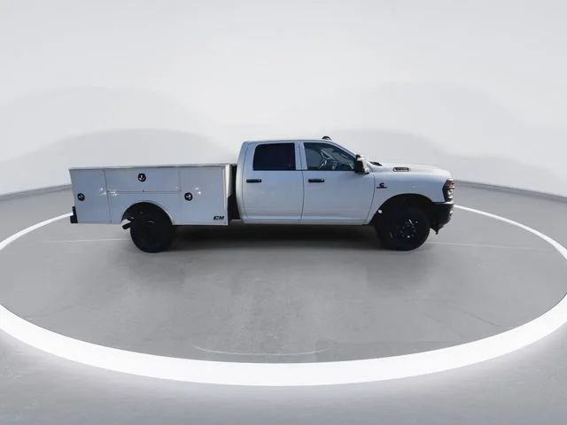 2026 RAM 3500 Chassis Tradesman - Photo 9