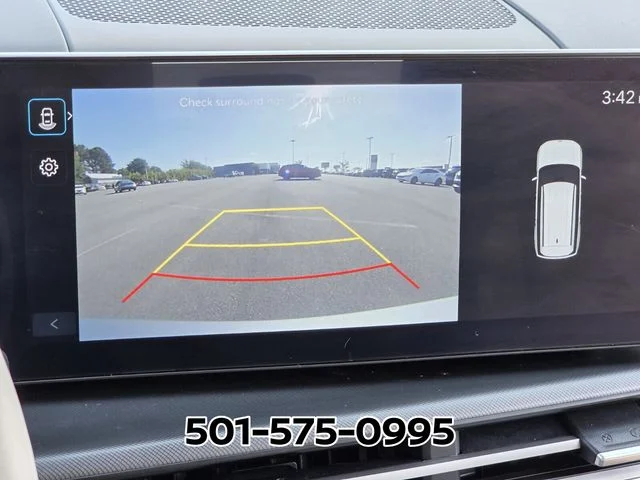Used 2024 Silver Hyundai SEL image 24