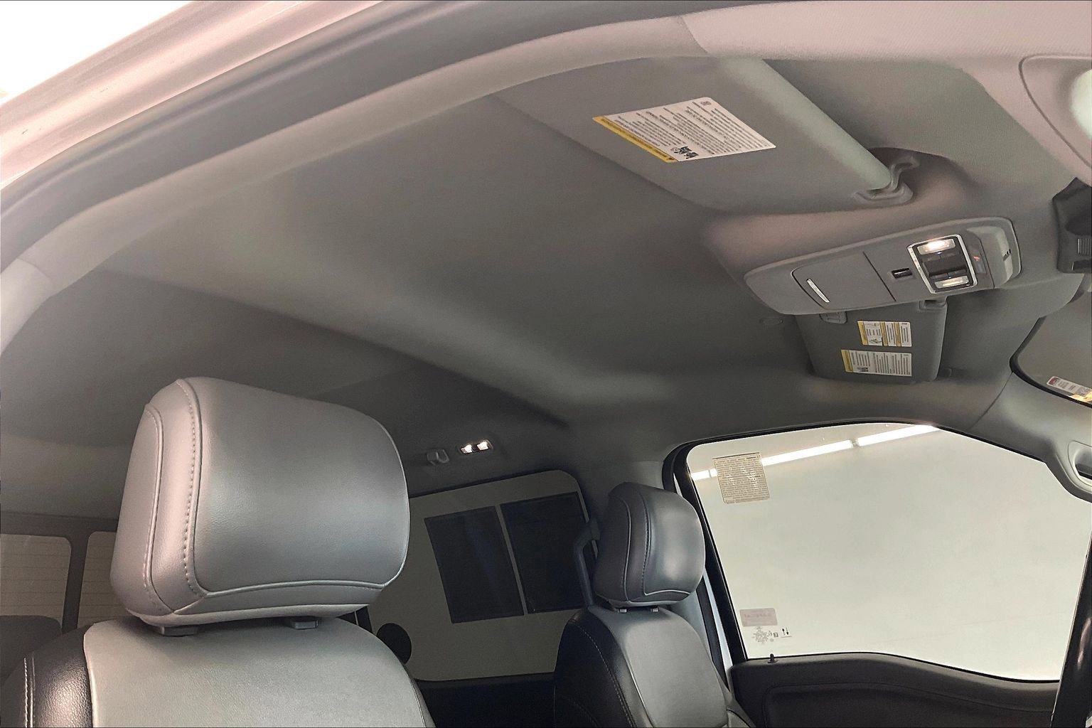 Used 2021 Oxford White Ford Lariat image 24