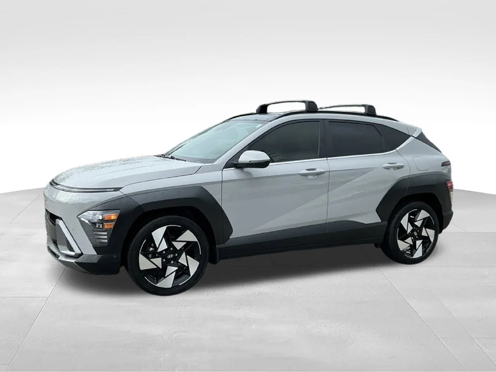 Used 2025 Gray Hyundai Limited image 2