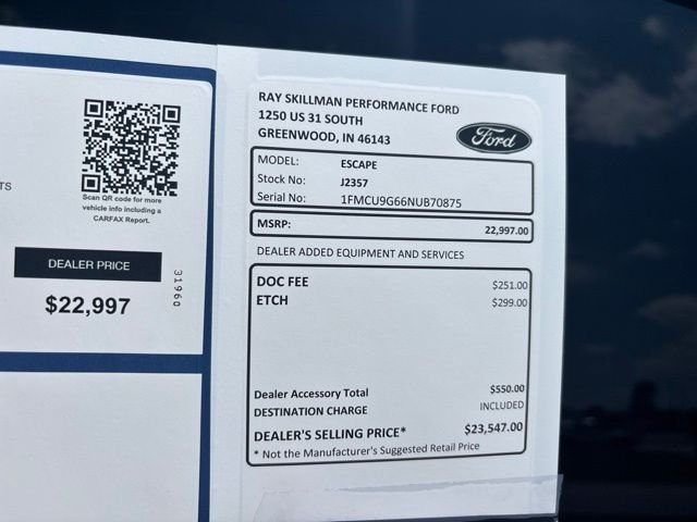 Used 2022 Blue Ford SE image 3