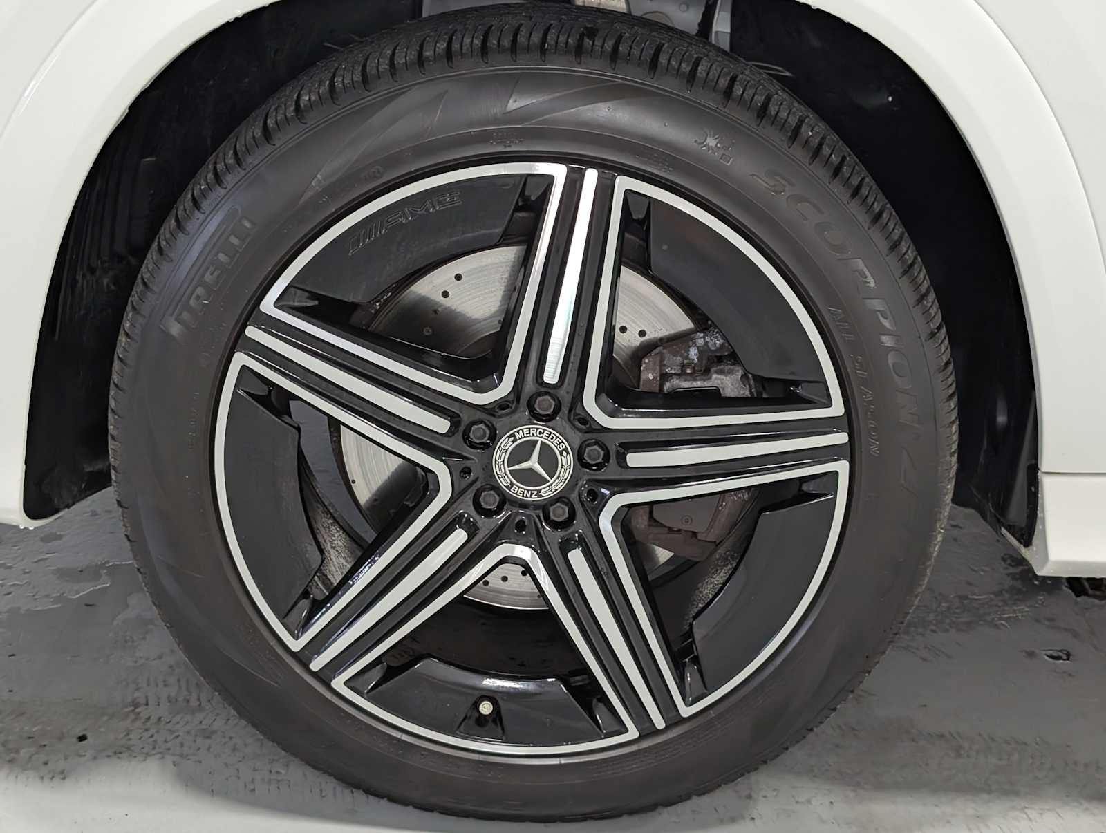 Certified Used 2025 Polar White Mercedes-Benz GLE 350 image 3