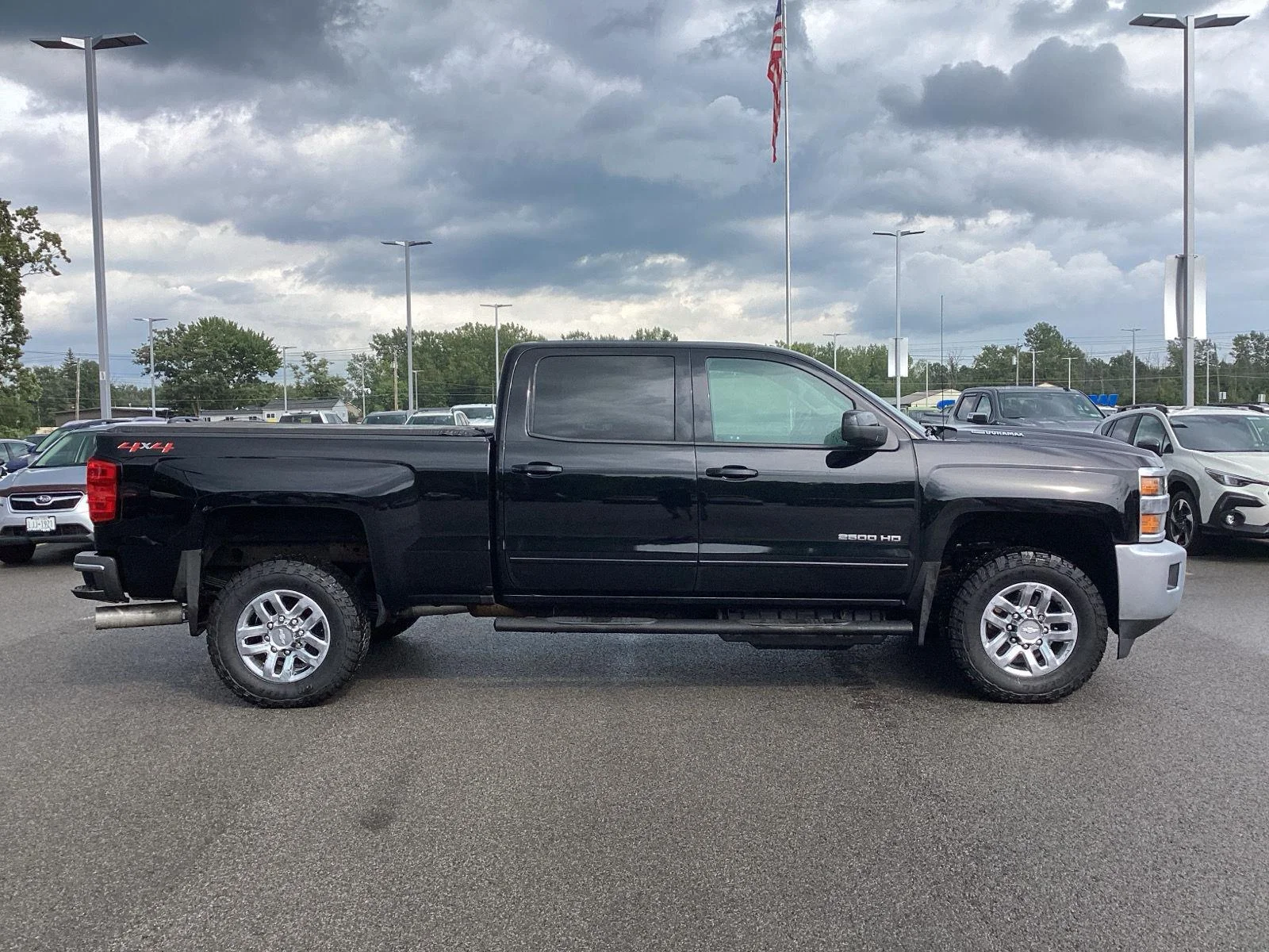 Used 2019 Black Chevrolet LT image 8