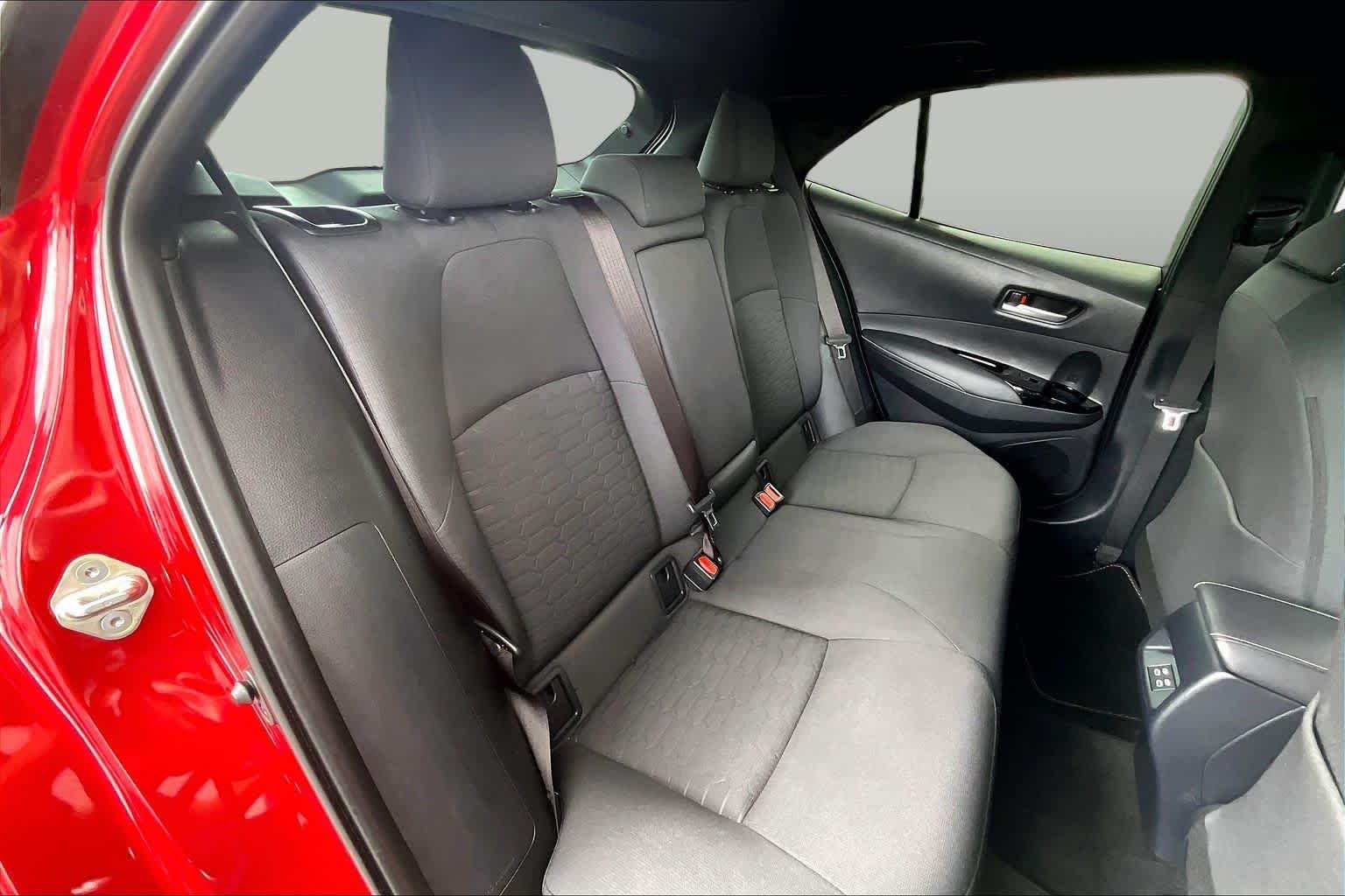 Used 2025 Finish Line Red/Midnight Black Metallic Toyota SE image 20