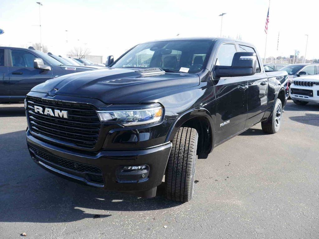 New 2026 Diamond Black Crystal Pearl-Coat Exterior Paint RAM LARAMIE image 3