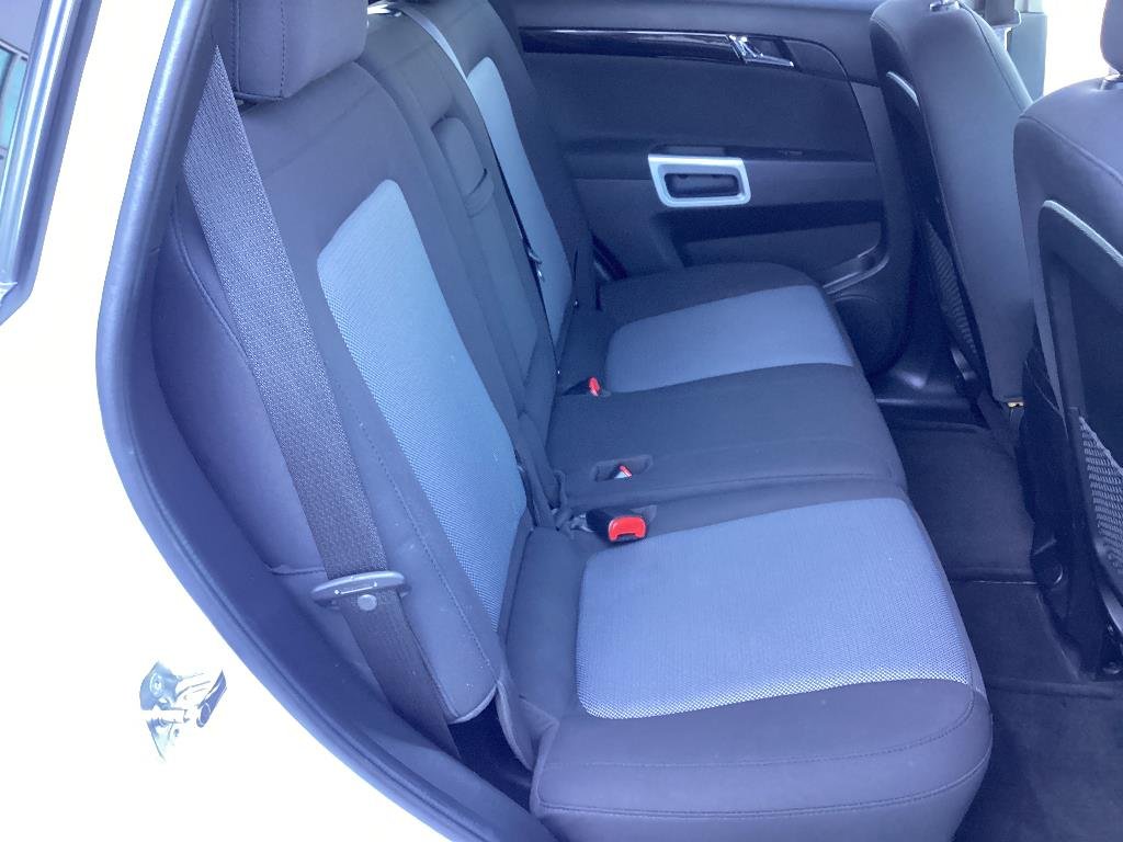 Used 2014 Arctic Ice Chevrolet LS image 18
