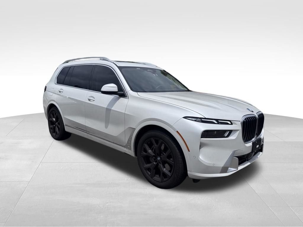Used 2026 White BMW xDrive40i image 2