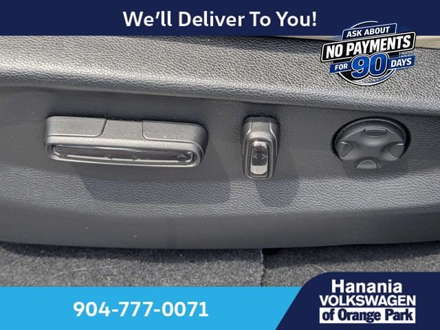 Used 2020  Honda Touring image 22