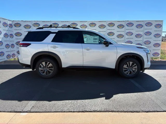 New 2026 Everest White Pearl Tricoat Nissan SV image 1