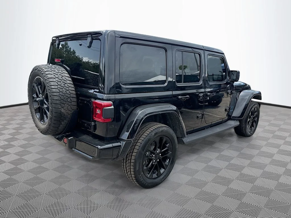 Used 2021 Black Jeep Unlimited Sahara 4xe image 6