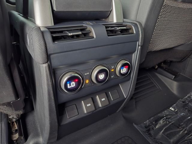 Used 2023 Gold Land Rover X-Dynamic SE image 13