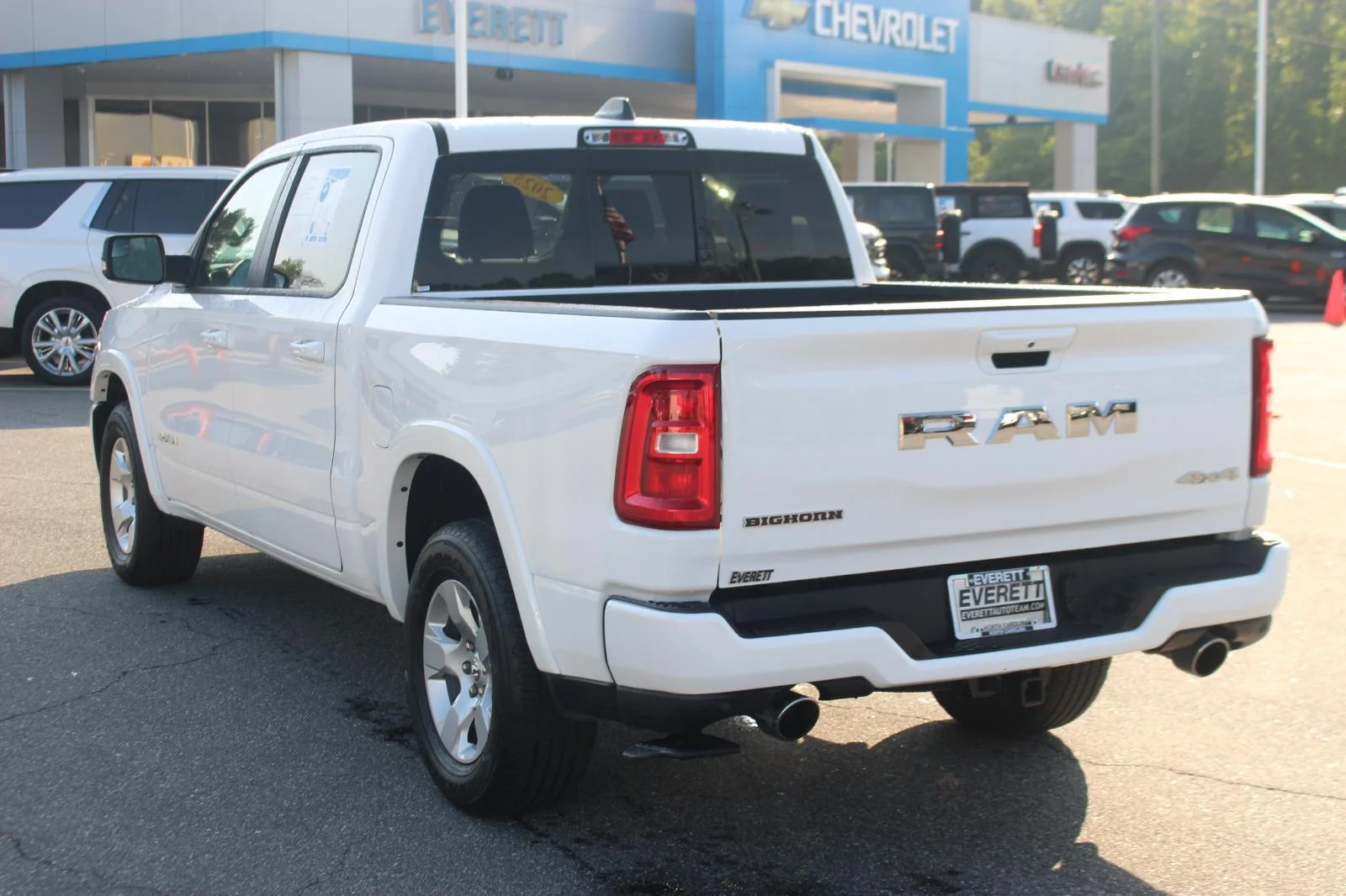 Used 2025 White Ram Big Horn image 5