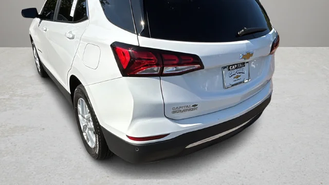 Used 2024 White Chevrolet LT image 38