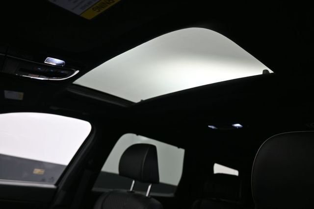 Used 2024 White Hyundai Calligraphy image 2