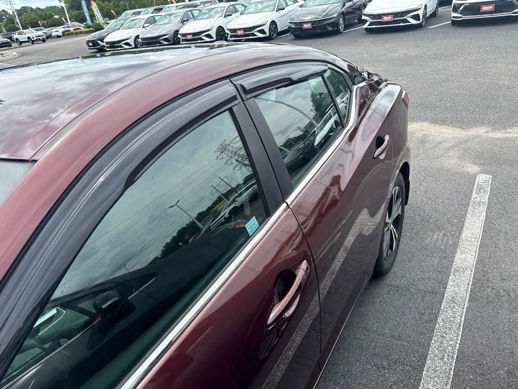 Used 2022 Red Nissan SV image 9