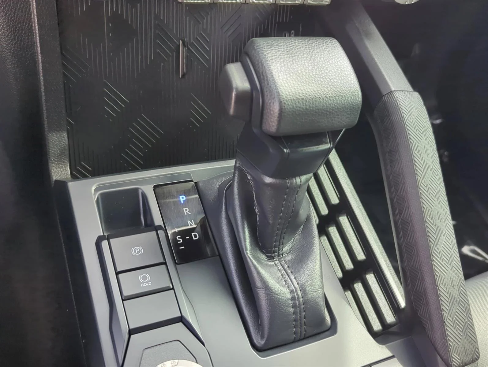 Used 2025 Underground Toyota SR5 image 25