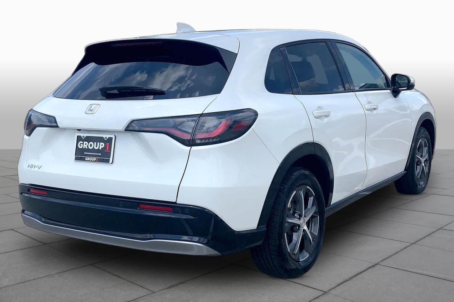 Used 2024 Platinum White Pearl Honda EX-L image 13