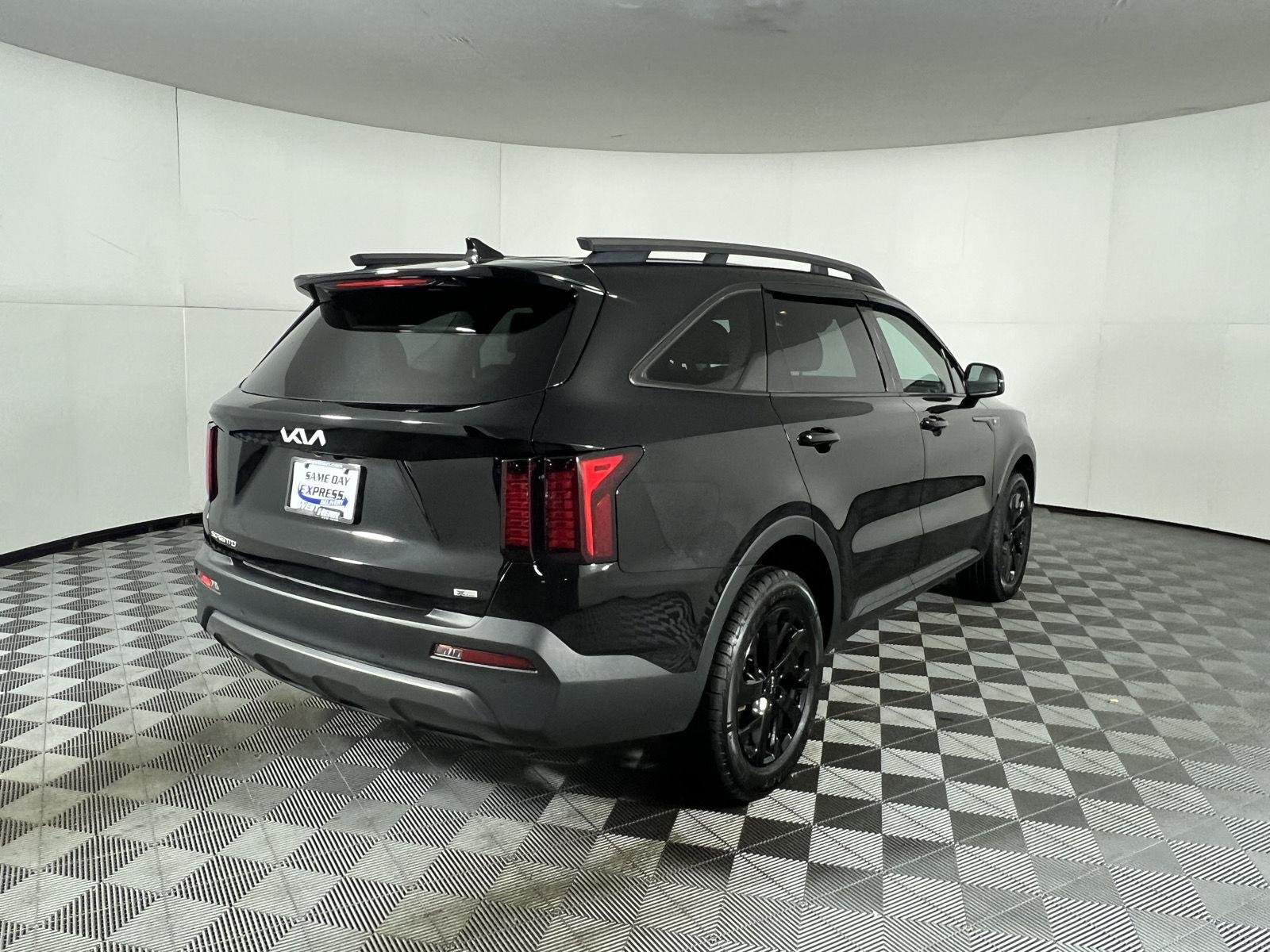 Used 2023 Ebony Black Kia X-Line S image 9