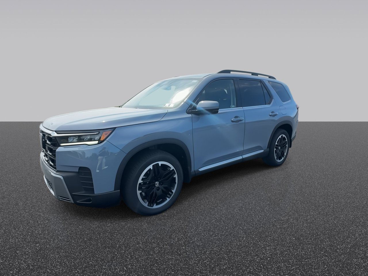 New 2026 Sonic Gray Pearl Honda AWD Touring Blackout image 4