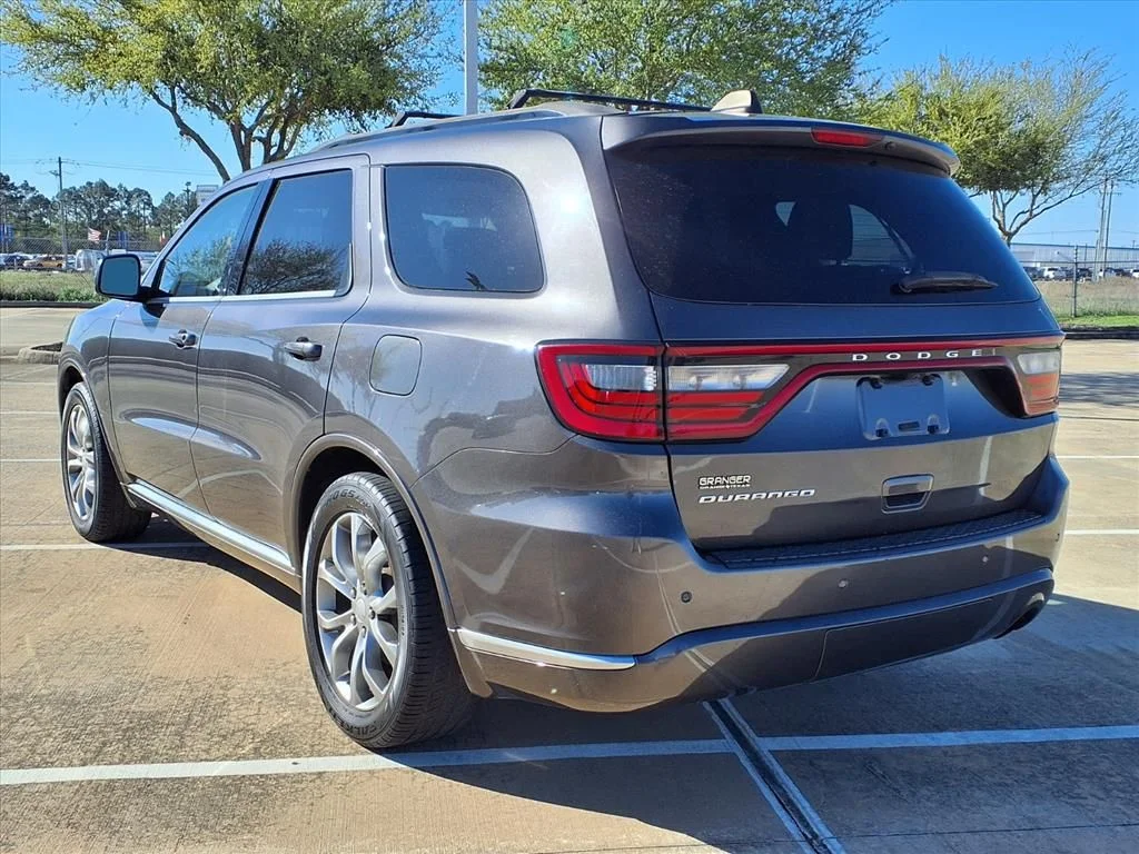 Used 2018 Dodge Durango SXT Plus with VIN 1C4RDHAG9JC201482 for sale in Friendswood, TX