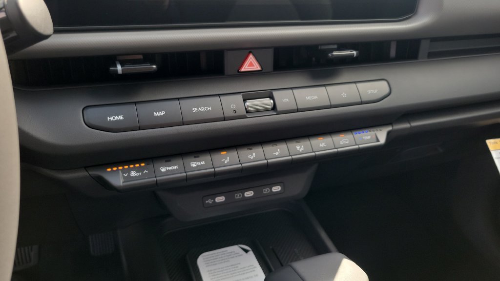 New 2027 Snow White Pearl Kia S image 15